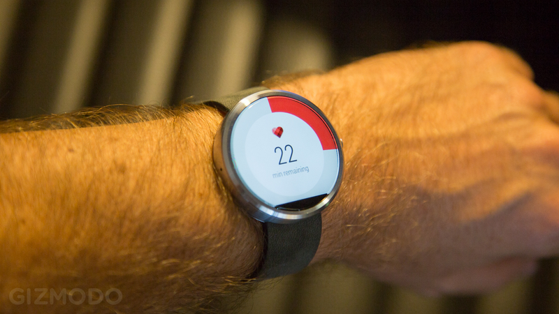 Illustration for article titled Probamos el Moto 360: un reloj espectacular (para muñecas enormes)